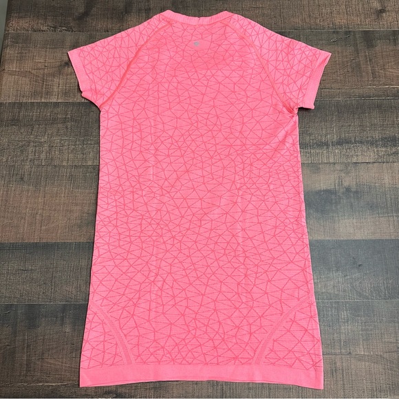 Lululemon Swiftly Tech - Picture 2 of 5